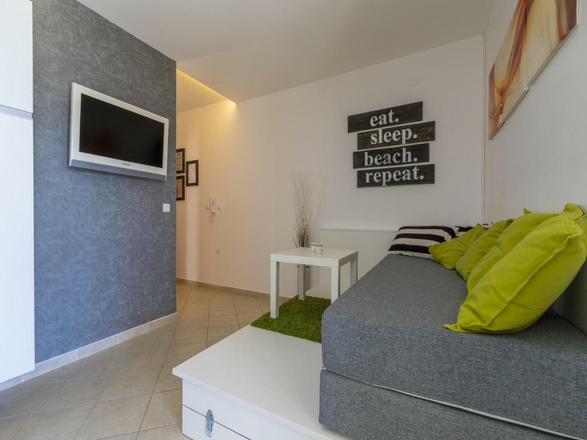 Apartment Color Green دْغاماي الغرفة الصورة