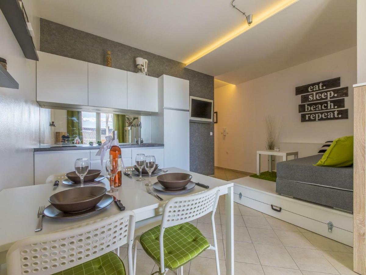 Apartment Color Green دْغاماي المظهر الخارجي الصورة
