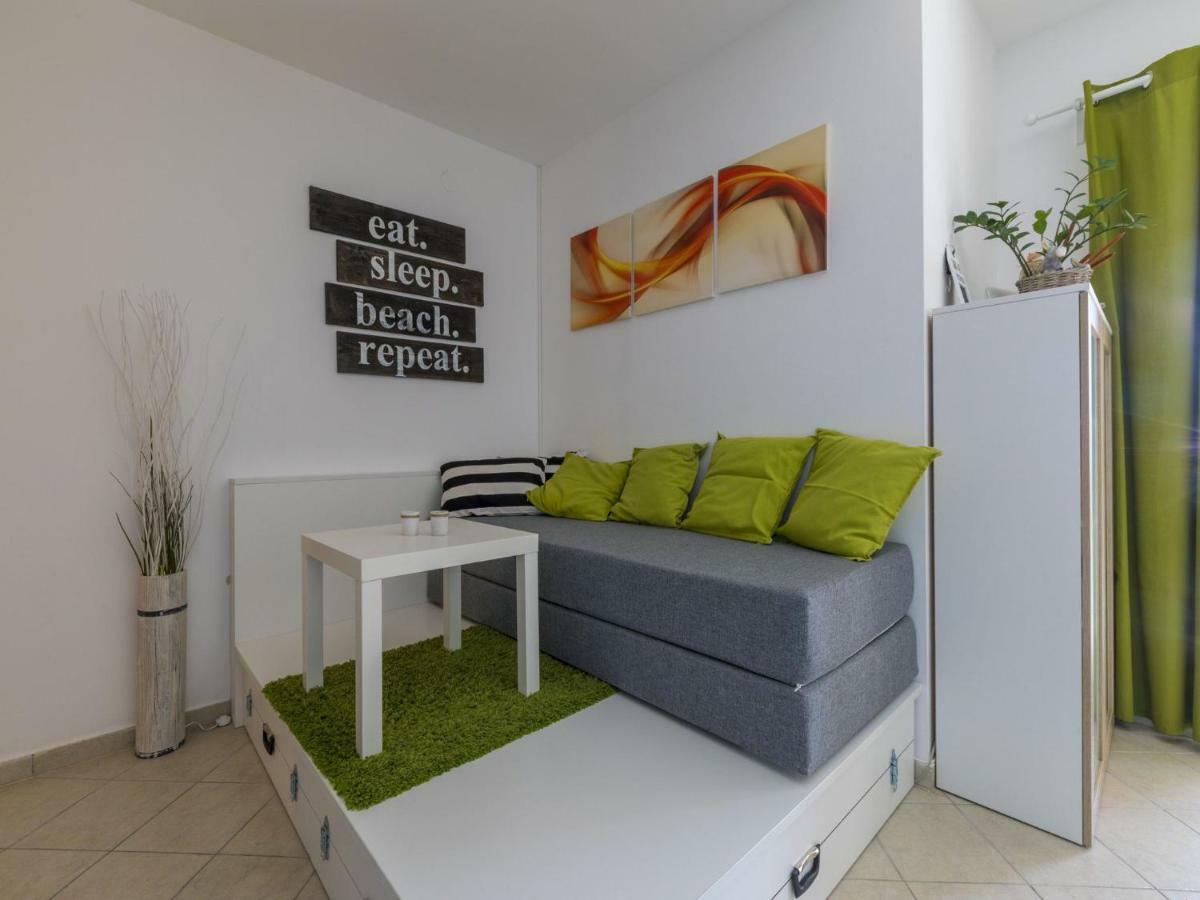 Apartment Color Green دْغاماي المظهر الخارجي الصورة